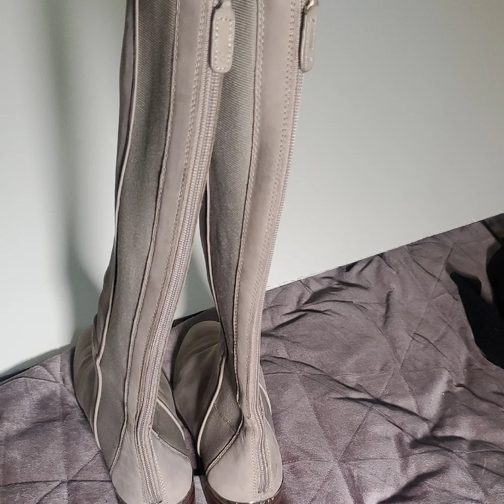 Louise Et Cie Lo Vallery Gore Panelled Women's Boots Sz 9.5 Knee-High in Taupe